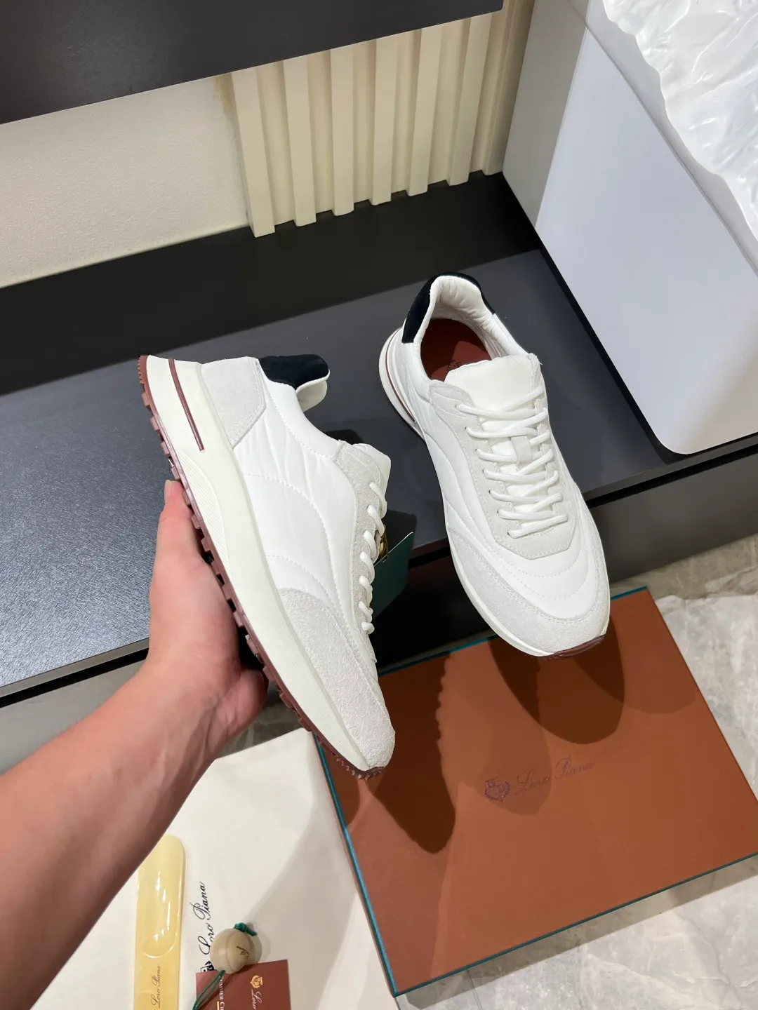 Men's men's shoes 💰p480 Loro men's shoes 💰piana niche classic jogging shoes, men's lace-up casual shoes and sneakers, high-quality lightweight and comfortable fabrics, suitable for outdoor leisure, the color scheme is young and energetic, and it looks great with sportswear or casual suits! Size: 38-44 (45 customized)